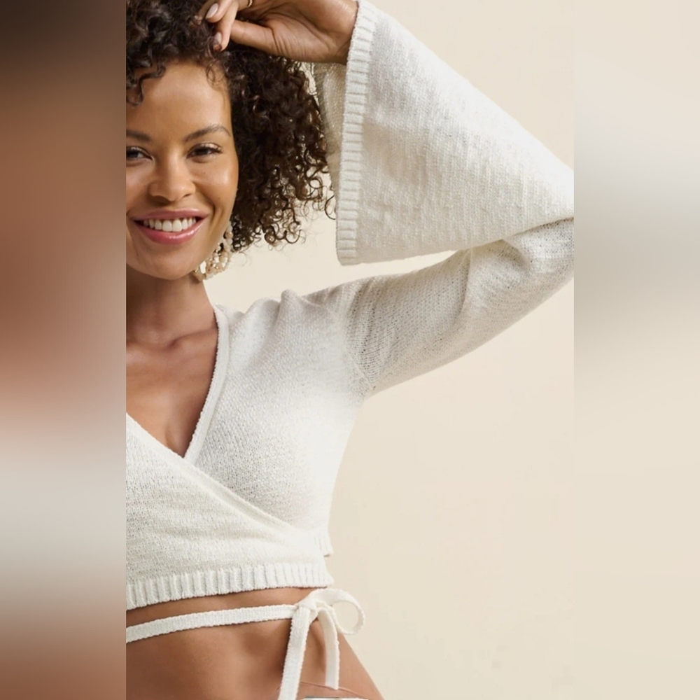 NWT VENUS Cream Knit Skirt And Cropped Top Set - Picture 2 of 8
